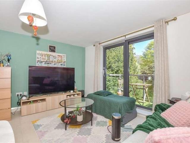 Flat for sale in Penenden Heath, Maidstone