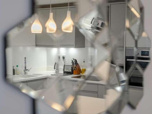 Flat for sale in Frognal, Greater London