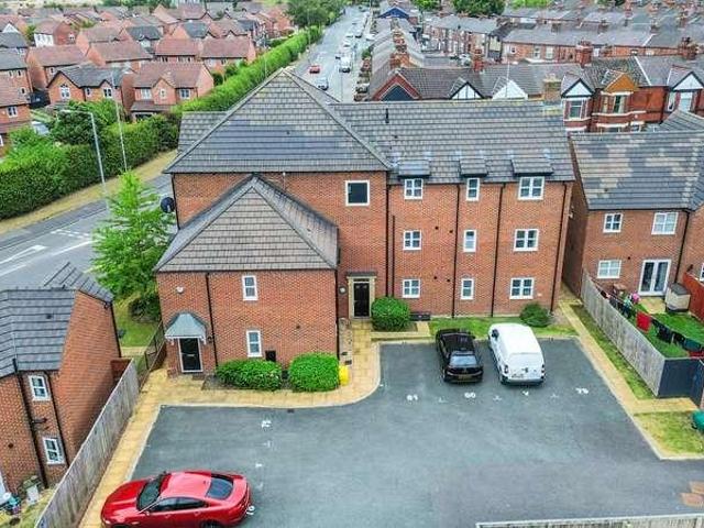 Flat for sale in St Helens