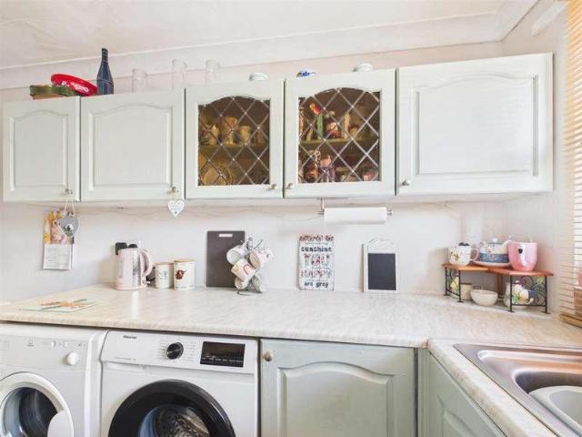 Flat for sale in Mablethorpe and Sutton, Belleau