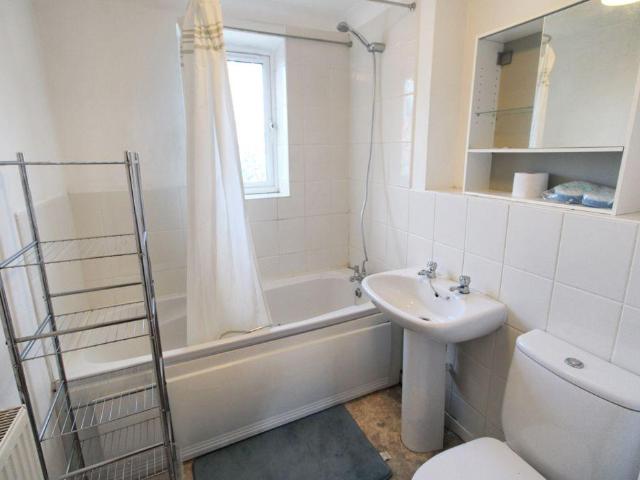 Flat for sale in Heaton, Tyne And Wear