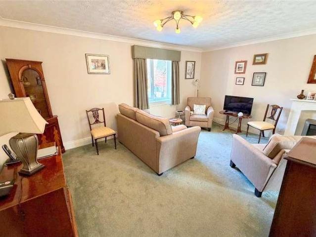 Flat for sale in Whitley Bay, North Tyneside