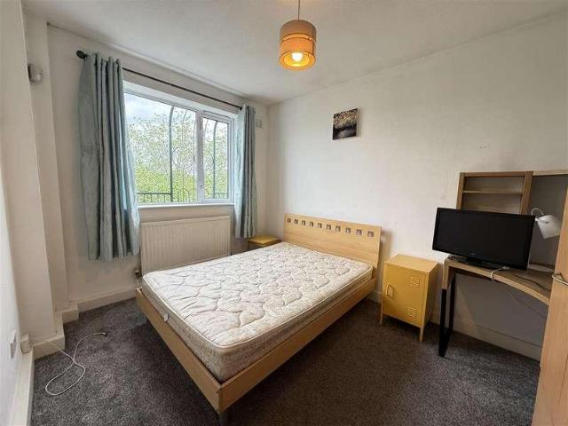 Flat for sale in Salford, Greater Manchester