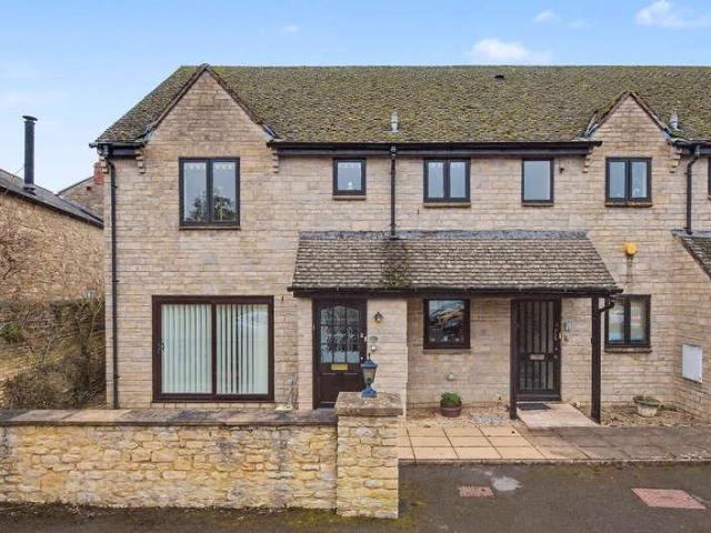 Flat for sale in Black Bourton, Oxfordshire