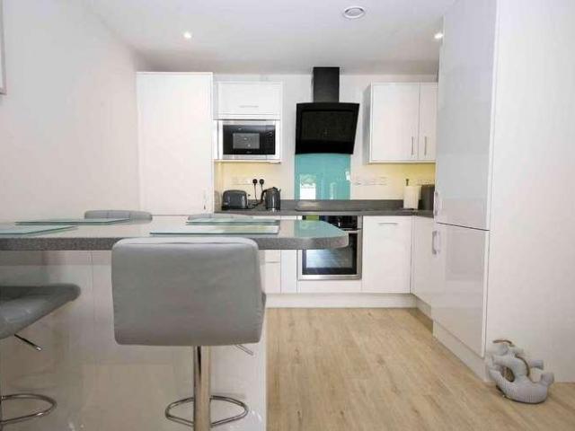 Flat for sale in Llanfair-Mathafarn-Eithaf, Benllech
