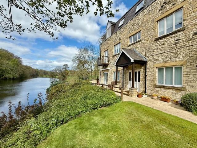 Flat for sale in Wetherby, West Yorkshire