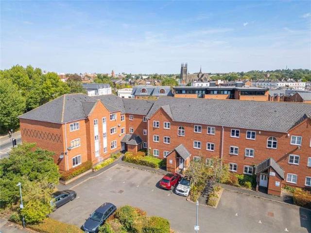 Flat for sale in Sydenham, Green Close