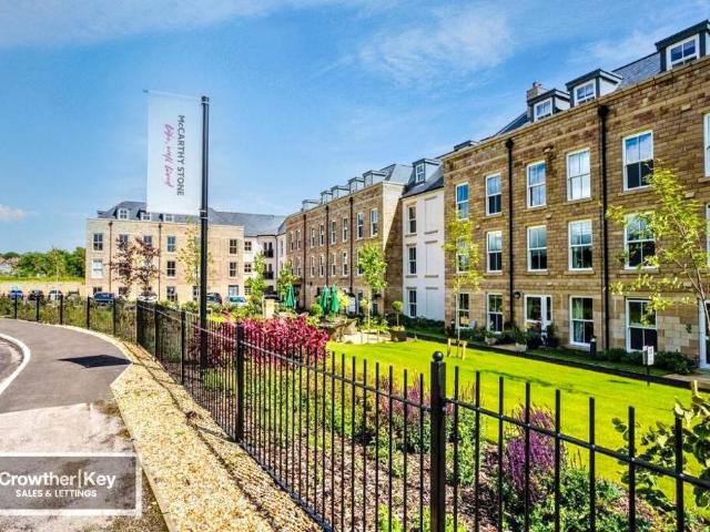 Flat for sale in Charlesworth, East Midlands