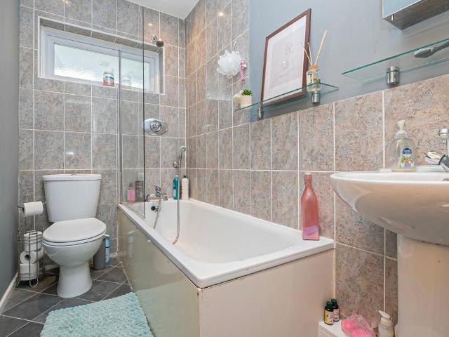 Flat for sale in Epping, Essex