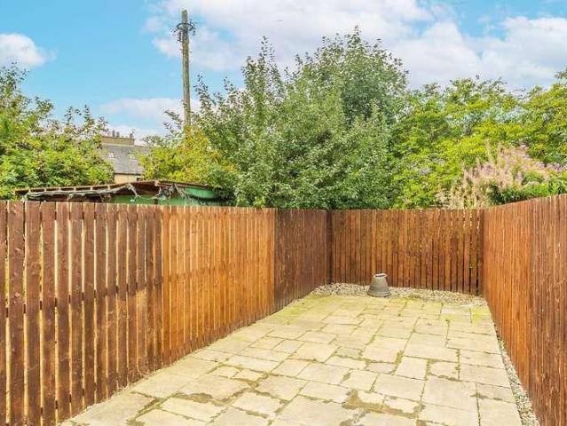 Flat for sale in Broxburn, Scotland