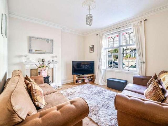 Flat for sale in Cliftonville, Weston-super-Mare