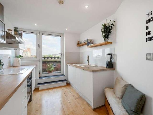Flat for sale in St Ann's, Haddon