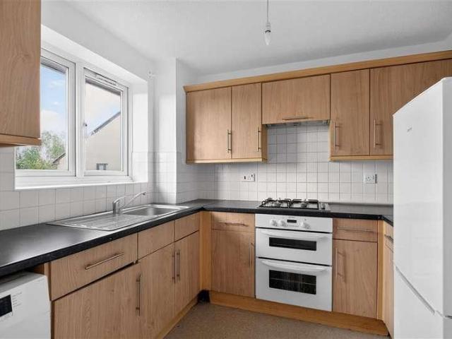 Flat for sale in Little Heath, Greater London