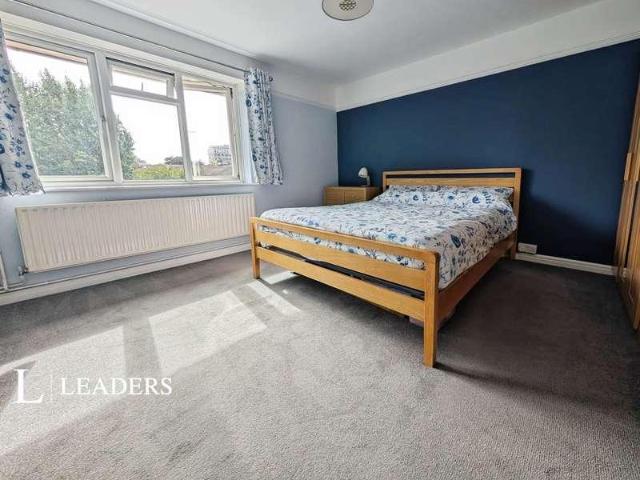 Flat for sale in Goring-by-Sea, Worthing