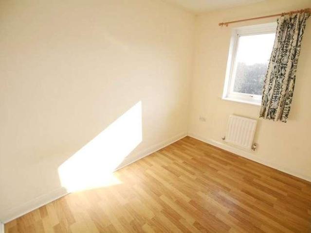 Flat for sale in West Drayton, Greater London