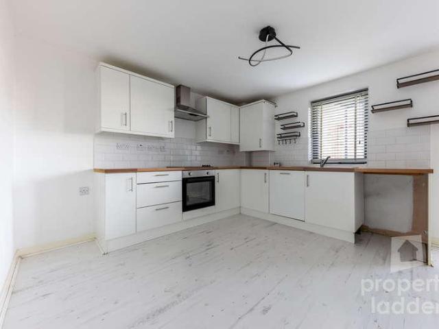 Flat for sale in New Catton, East Bank