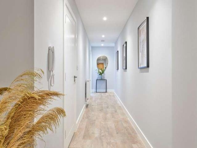 Flat for sale in Bath And North East Somerset