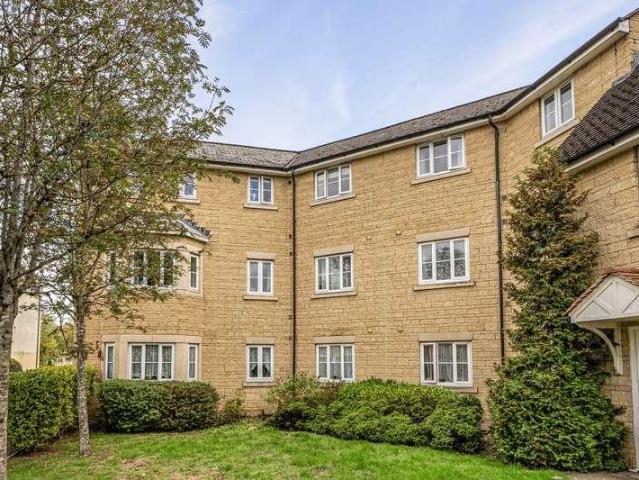Flat for sale in Chipping Norton, Black Bourton