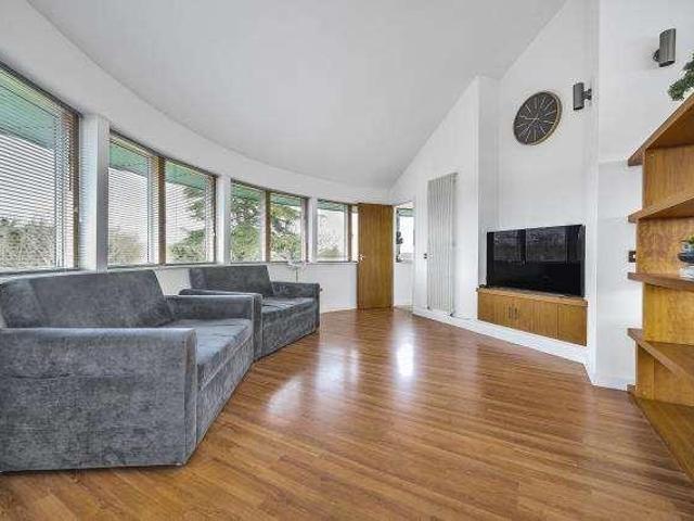 Flat for sale in Reading West, Reading