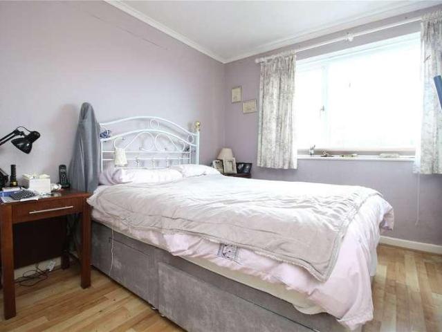 Flat for sale in Old Milton, Ashurst Bridge