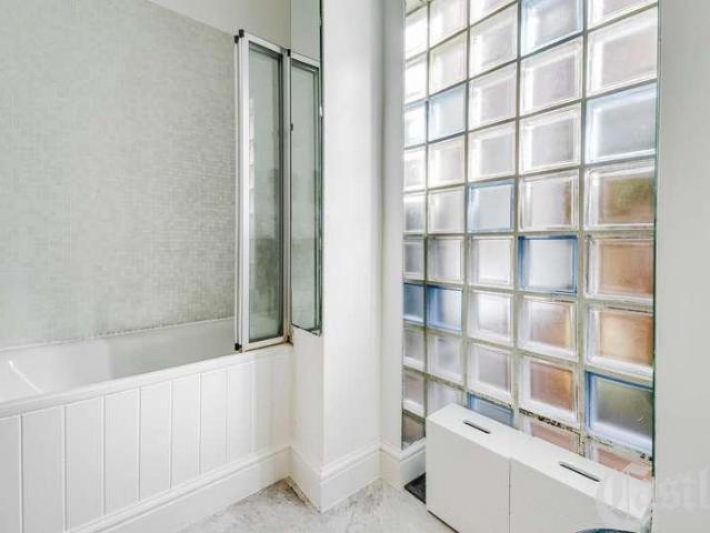Flat for sale in Ferme Park, Greater London