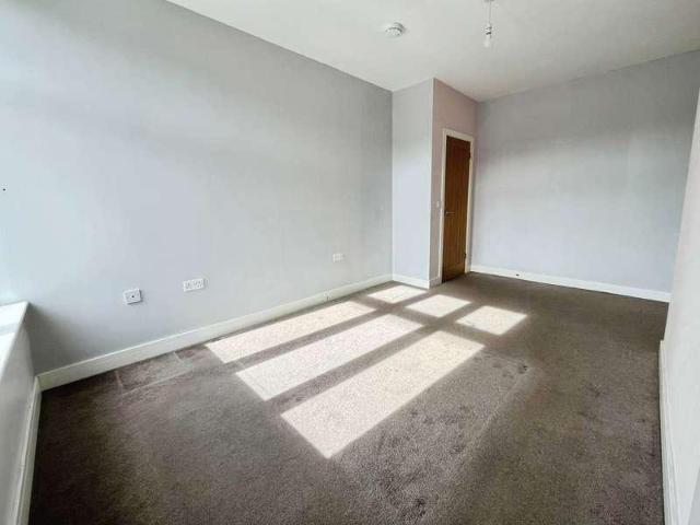 Flat for sale in Totland, Isle Of Wight
