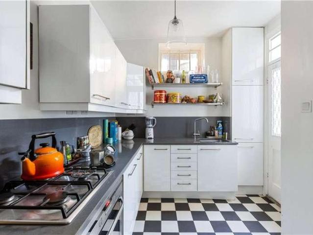 Flat for sale in Brompton, Greater London
