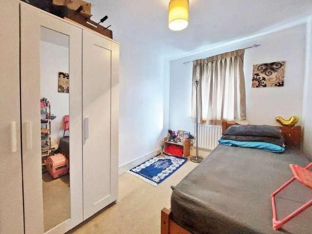 Flat for sale in London Borough of Harrow, Greater London