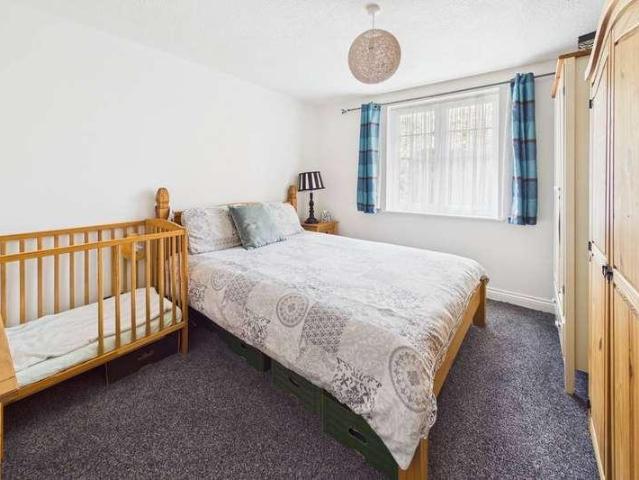 Flat for sale in Enborne, West Berkshire