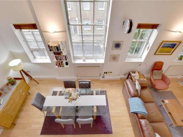 Flat for sale in Greenwich Town Centre, Greater London