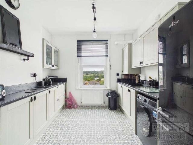 Flat for sale in West Hill, Guestling Green