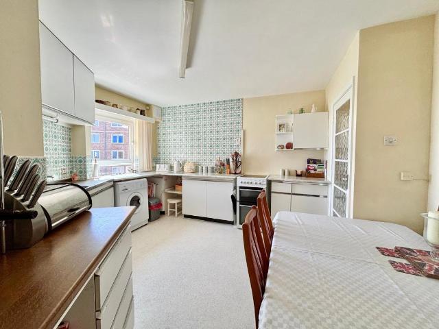 Flat for sale in Central, Heathlands