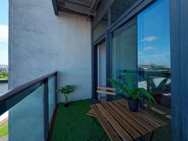 Flat for sale in Glasgow, Cranstonhill