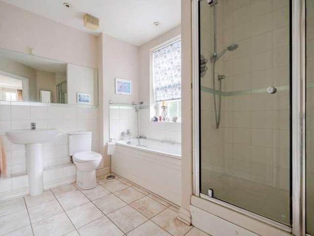 Flat for sale in Cobham, Elmbridge