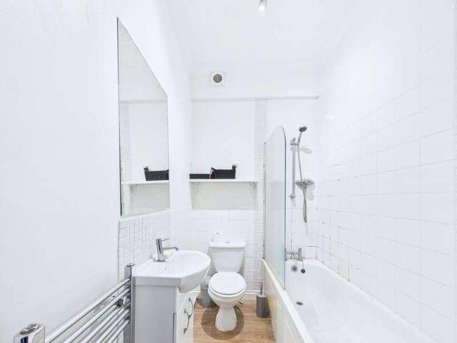 Flat for sale in Aldrington