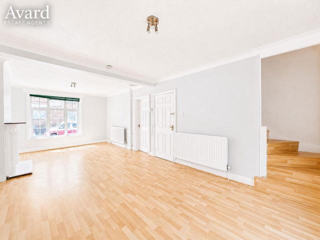 Flat for sale in Whitehawk, Brighton & Hove