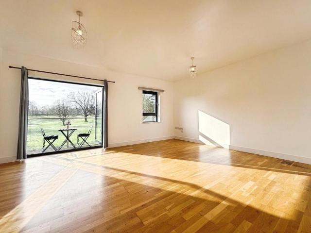 Flat for sale in Feckenham, City Of Bristol