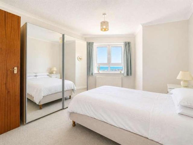 Flat for sale in Lee-on-the-Solent, Middlecroft