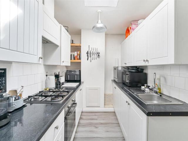 Flat for sale in Weston-super-mare, North Somerset