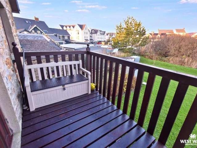 Flat for sale in The Havens, Broad Haven