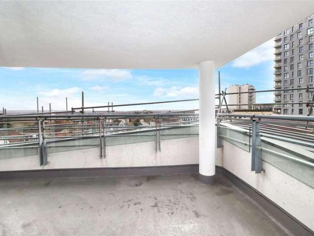 Flat for sale in Horsell, Woking