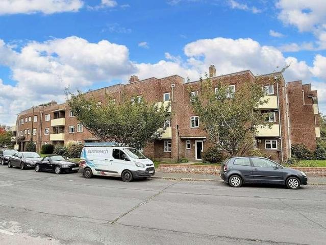 Flat for sale in Allington, Bridport