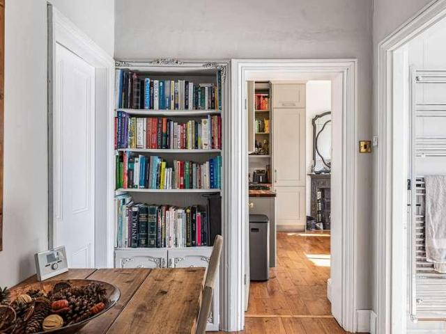 Flat for sale in Wrecclesham, Fole
