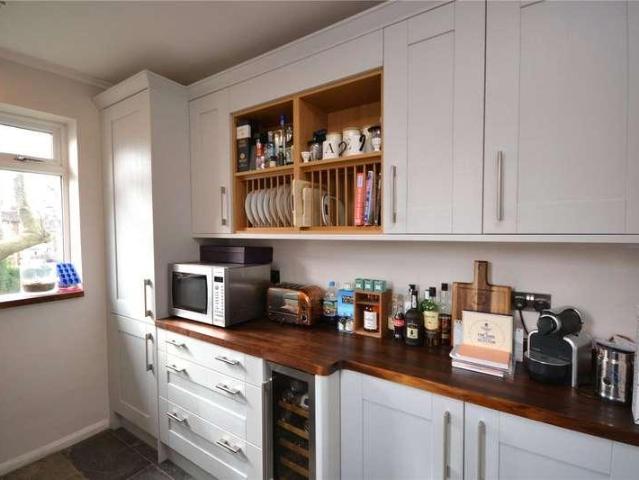 Flat for sale in North Finchley, Greater London