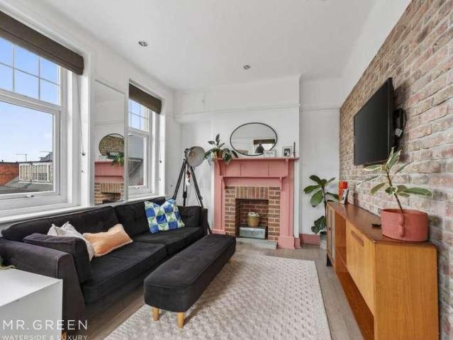 Flat for sale in Winton, Bournemouth