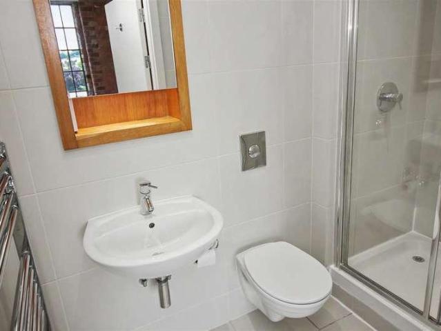 Flat for sale in Caldermill, East Midlands