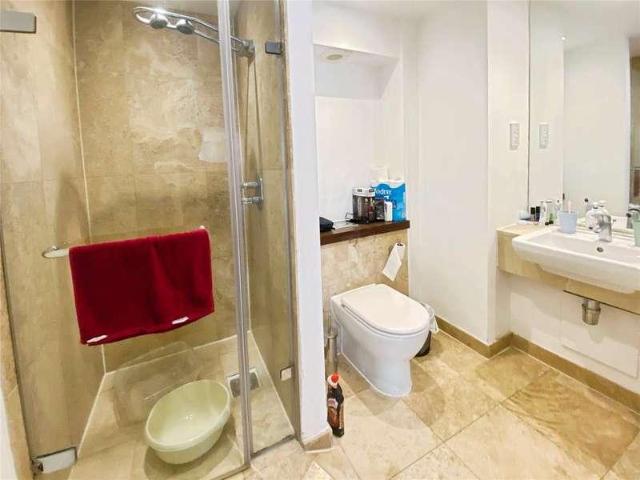 Flat for sale in Arbury, Cambridgeshire