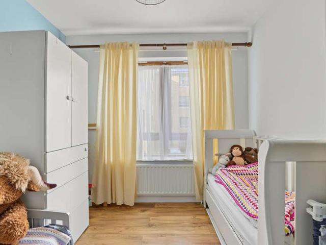 Flat for sale in Bromley-by-Bow, Greater London