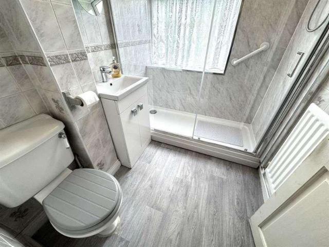 Flat for sale in Willenhall, Pool Hayes