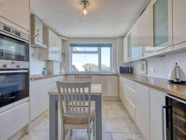 Flat for sale in Kursaal Estate, Alton Barnes